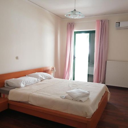 Spacious Apartment In Nafplio City Center Exterior photo