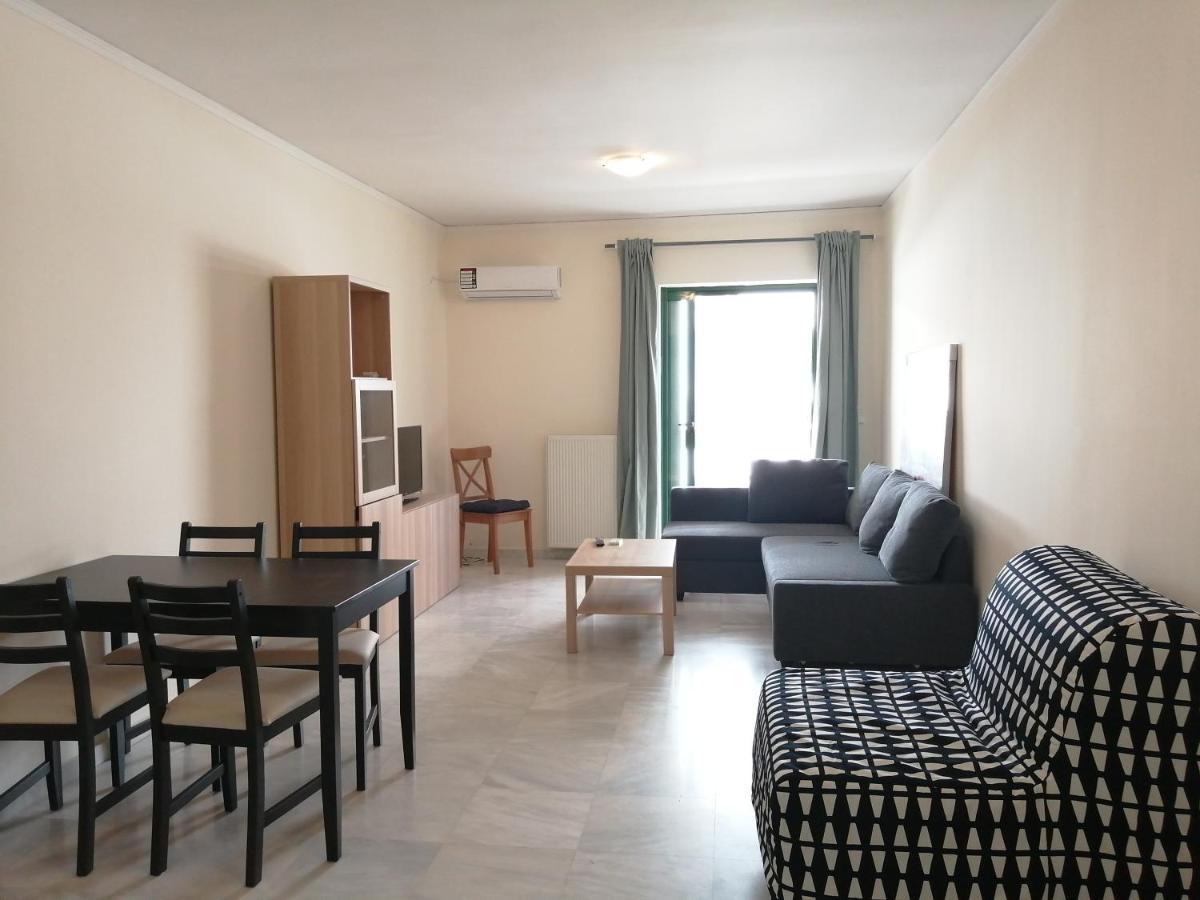 Spacious Apartment In Nafplio City Center Exterior photo
